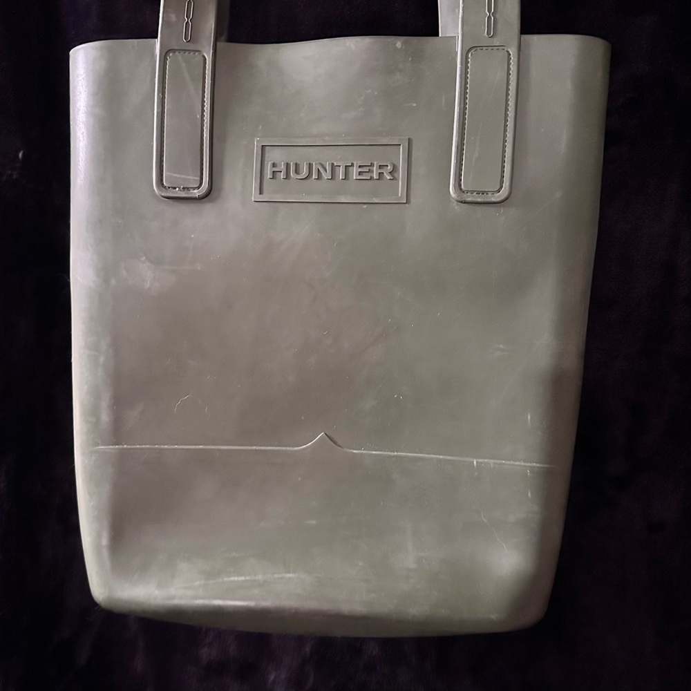 Hunter for Target 🎯Green Rubber Sling Tote Bag - Picture 2 of 7
